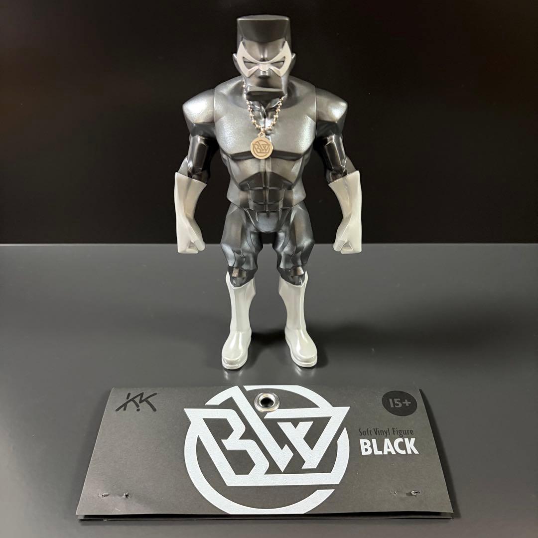 96TOYS BLACK スタンダードカラー ソフビ