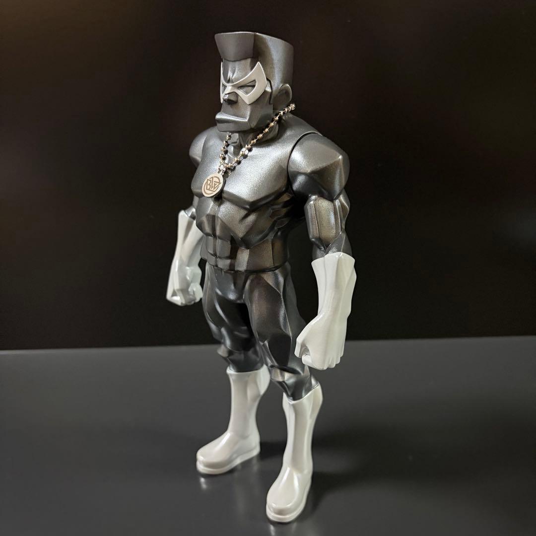 96TOYS BLACK スタンダードカラー ソフビ