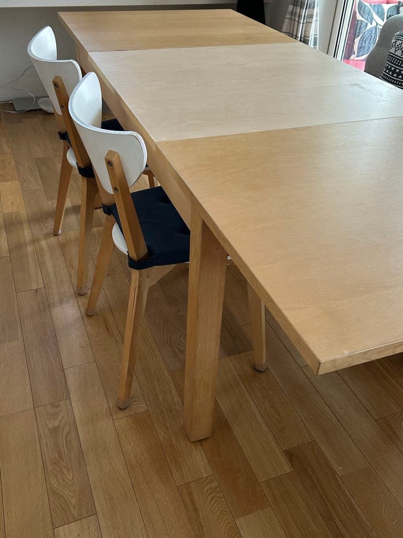 IKEA ダイニングテーブル BJURSTA 9/27以降発送
