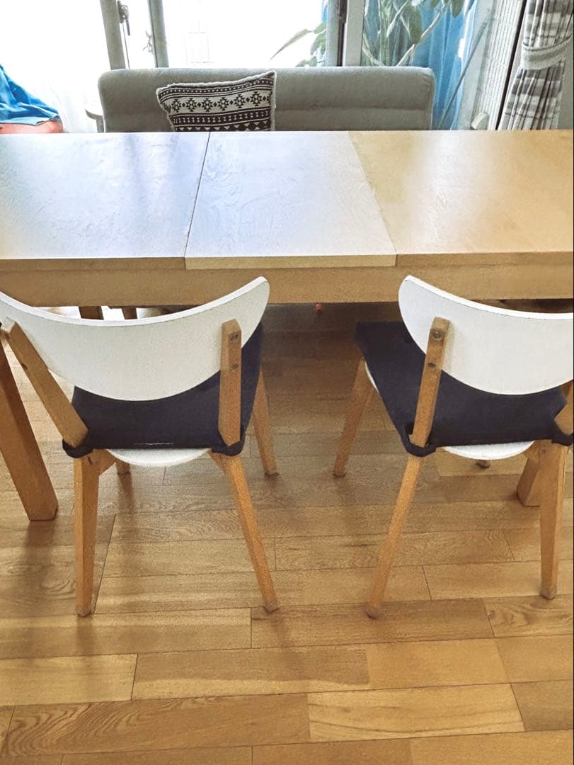 IKEA ダイニングテーブル BJURSTA 9/27以降発送