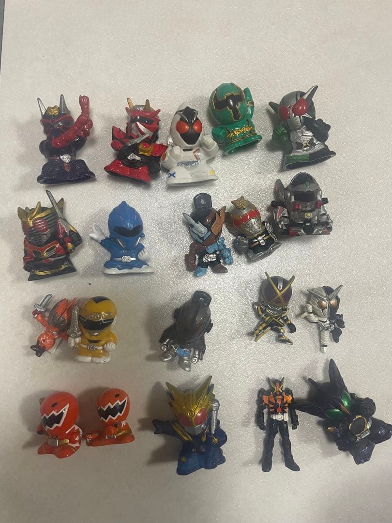 仮面ライダーなど165体