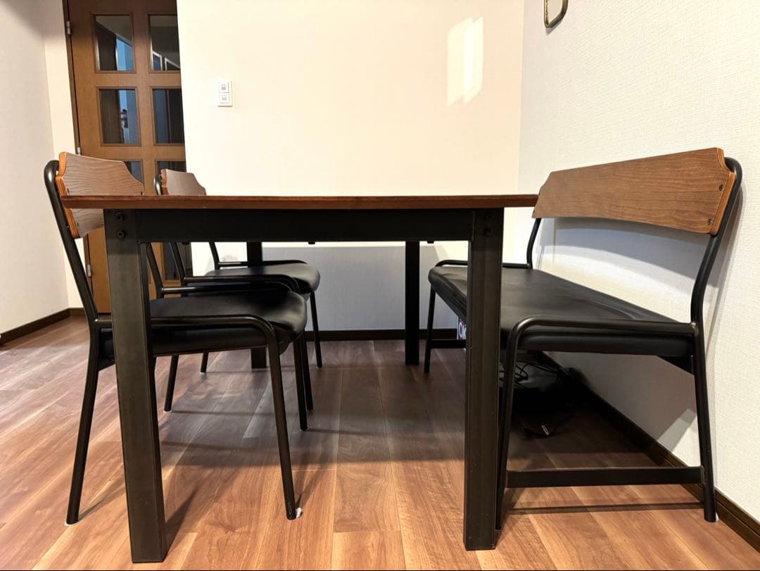 Unico ウニコ ブラウン長方形ダイニングテーブルと椅子4脚セット