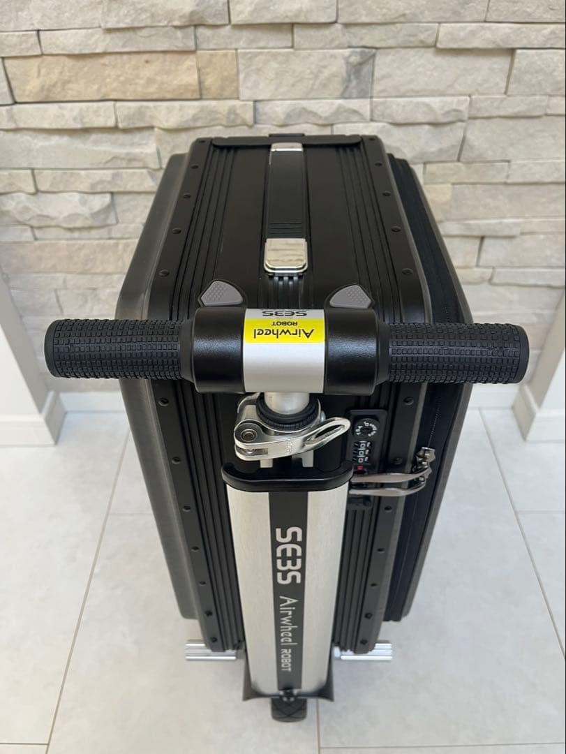 【極美品】Airwheel SE3S 電動スーツケース　正規品