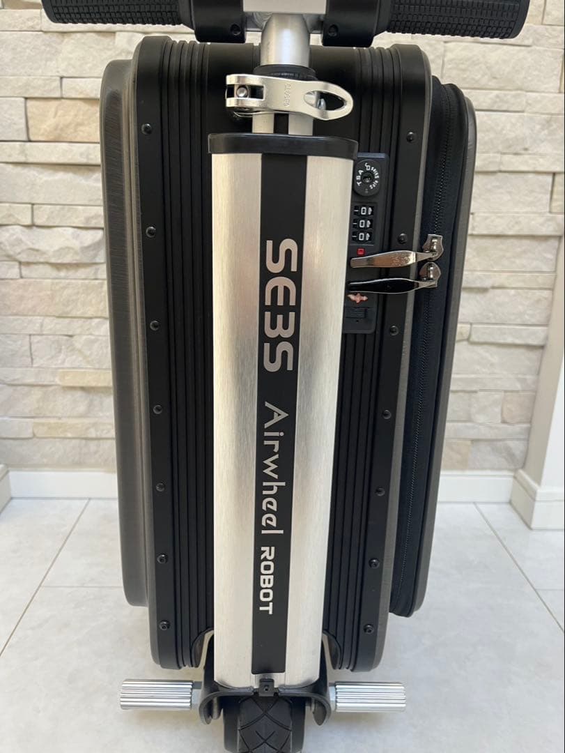 【極美品】Airwheel SE3S 電動スーツケース　正規品