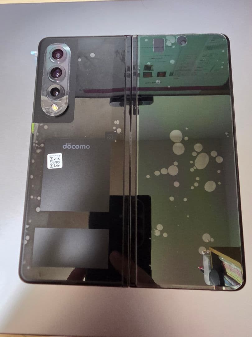 Galaxy Z Fold3 docomo ブラック 本体　外装バッテリー新品