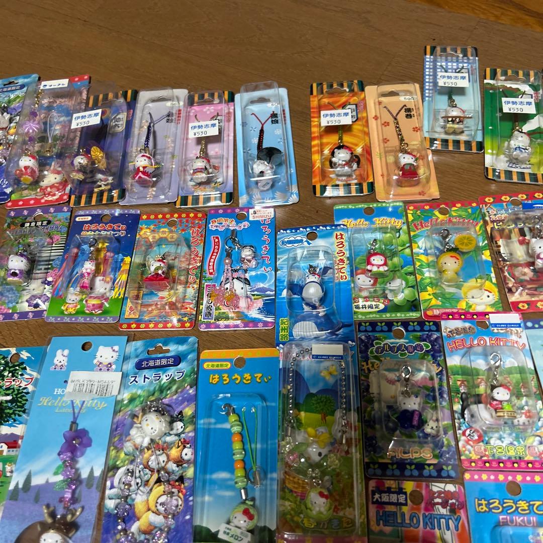 新品　激レア多数　ハローキティご当地ストラップ　60個　昭和レトロ　平成レトロ