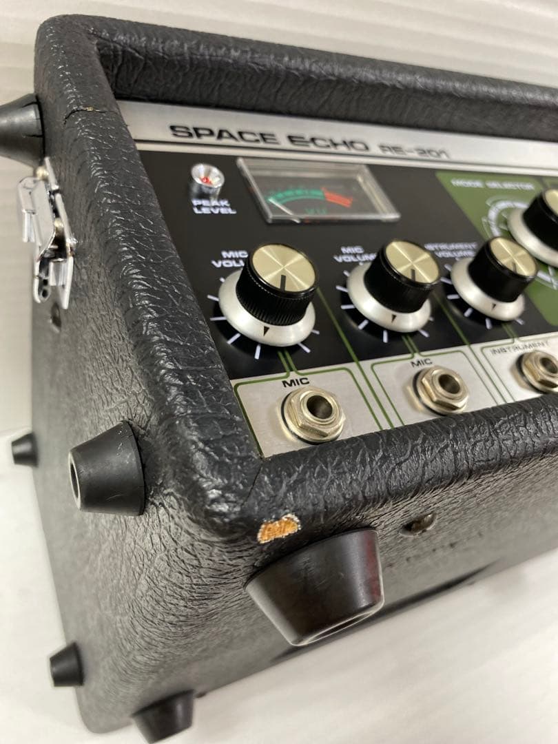 ROLAND　RE-201　SPACE ECHO【中期型】
