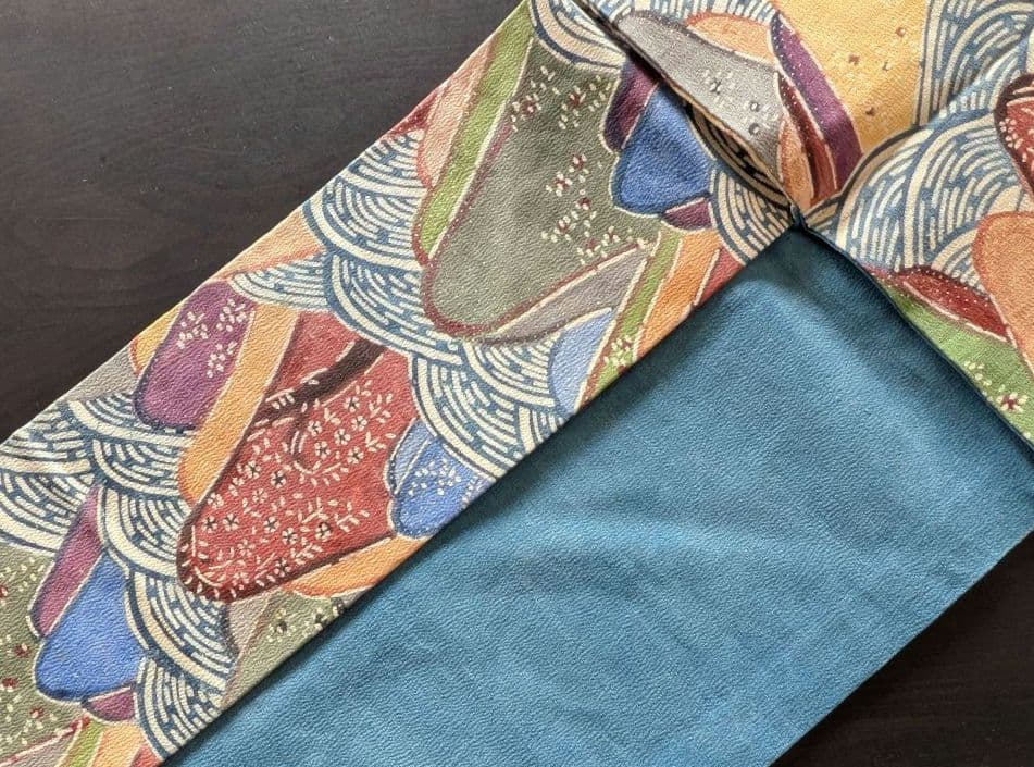 正絹　紬　紅型染め名古屋帯　遠山