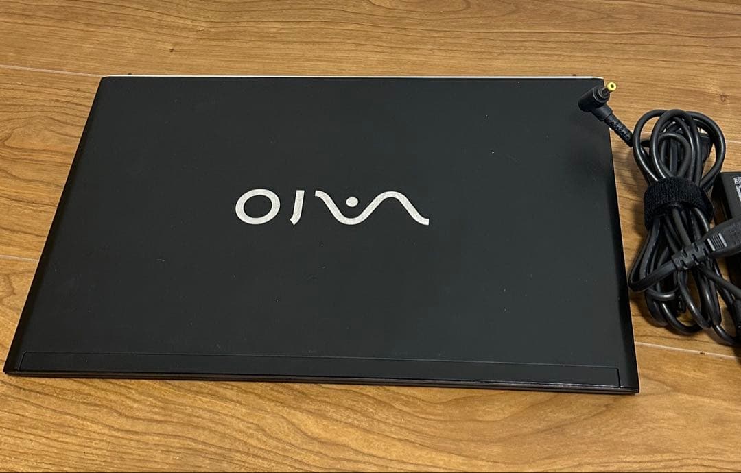 SONY I7代6世代SSD128GB メモリ8GB 13.3インチFHD