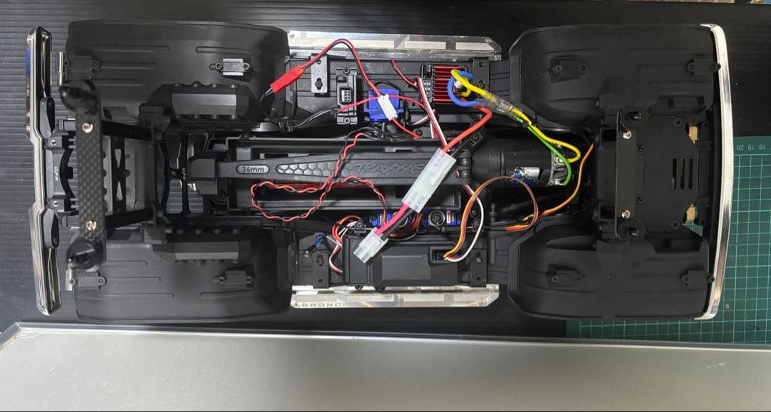 トラクサス TRX4 フォード1979 ブロンコ中古品