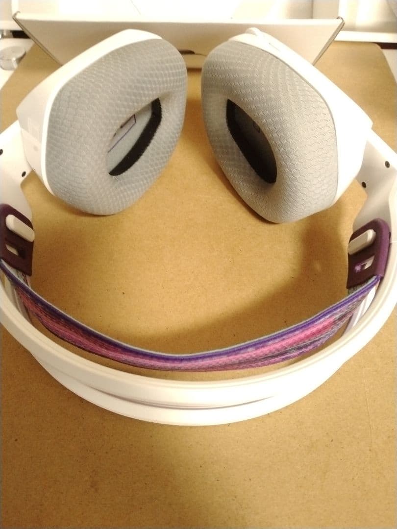 Logicool　ワイヤレス　RGB ゲーミングヘッドセット