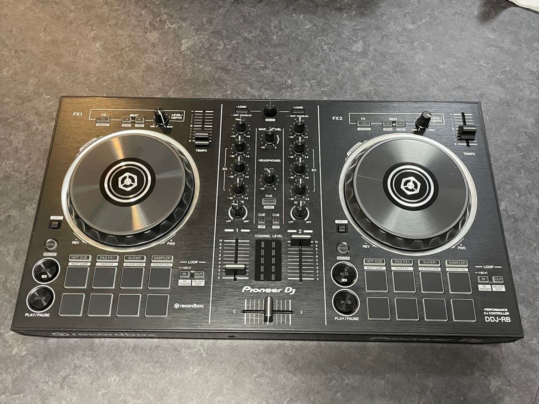 Pioneer DJ DDJ-RB DJコントローラー