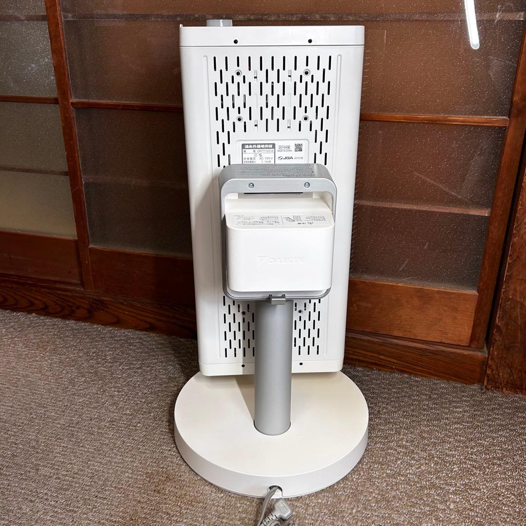 DAIKIN ダイキン セラムヒート ERFT11VS-W 遠赤外線暖房機