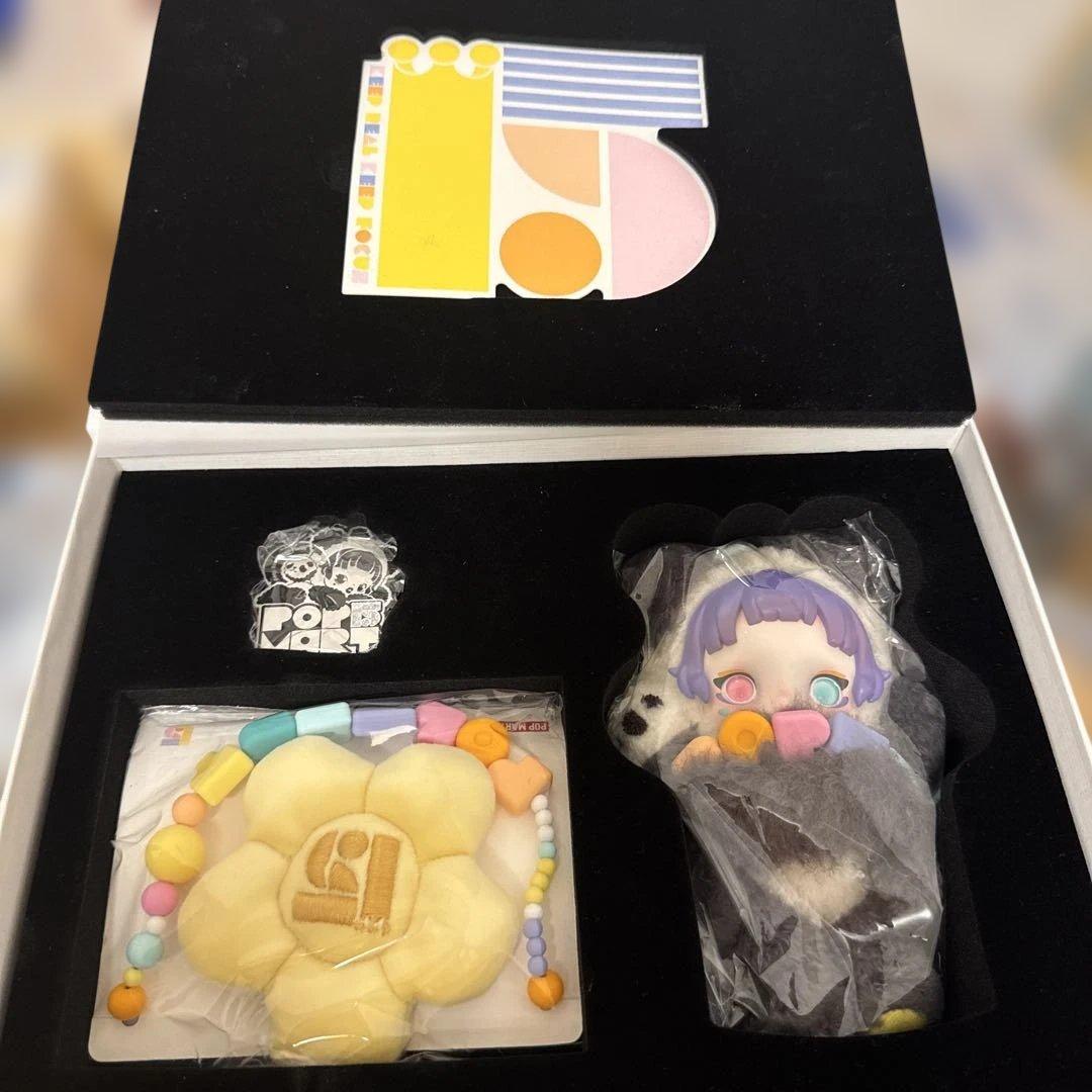 POPMART ギフトボックス15周年SKULLPANDAぬいぐるみ