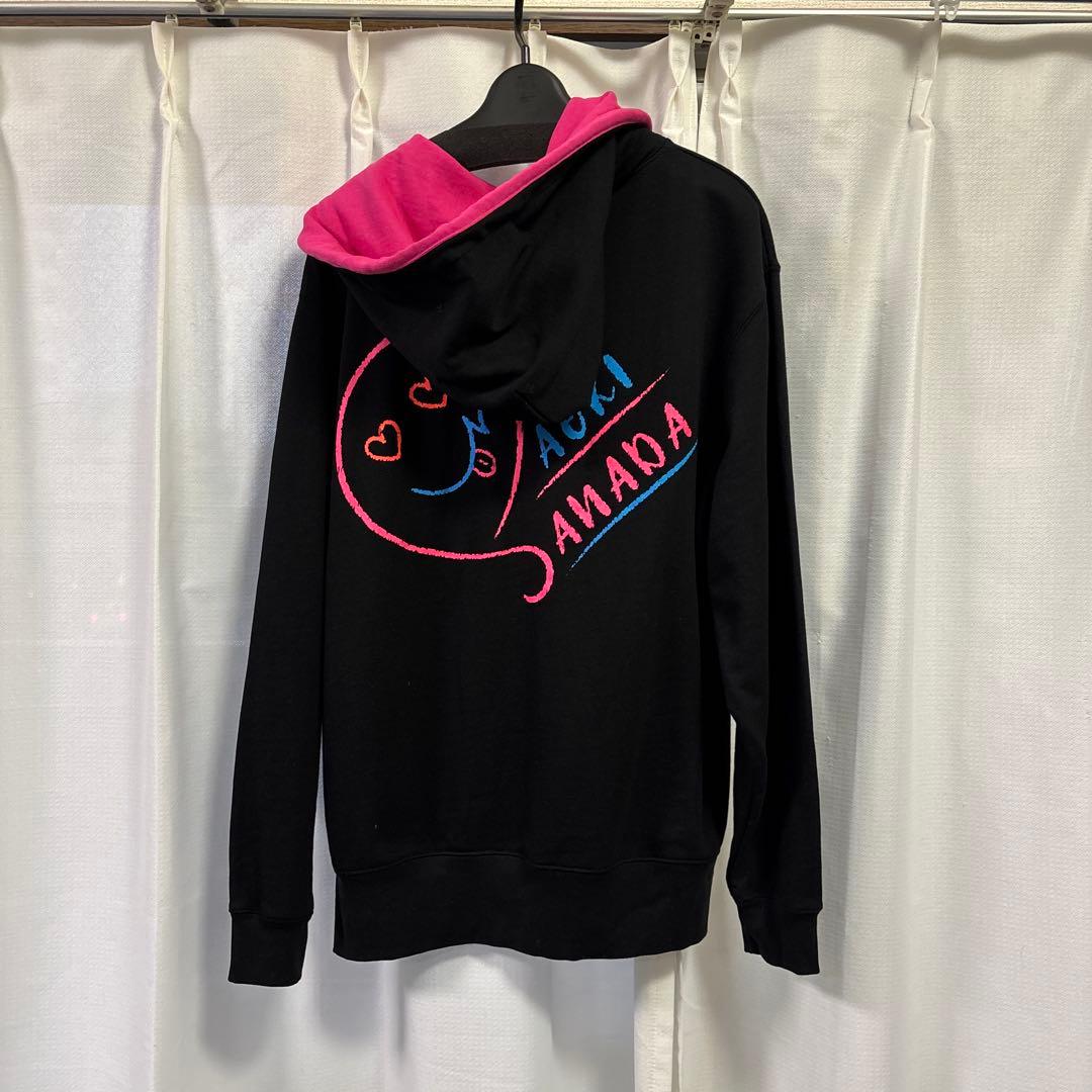 真田ナオキ　パーカー　Mサイズ