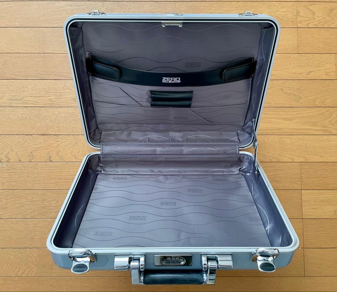 ★美品！ゼロハリバートン薄型アタッシュケース軽量ポリカーボネート★