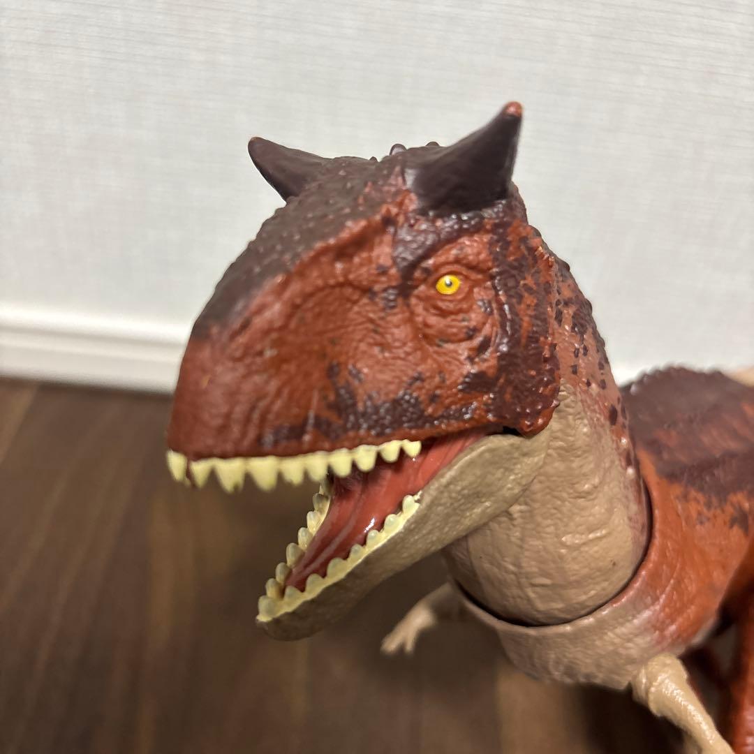 値下げ中【美品】マテル　ジェラシックワールド　ダメージ！ひかる　カルノタウルス
