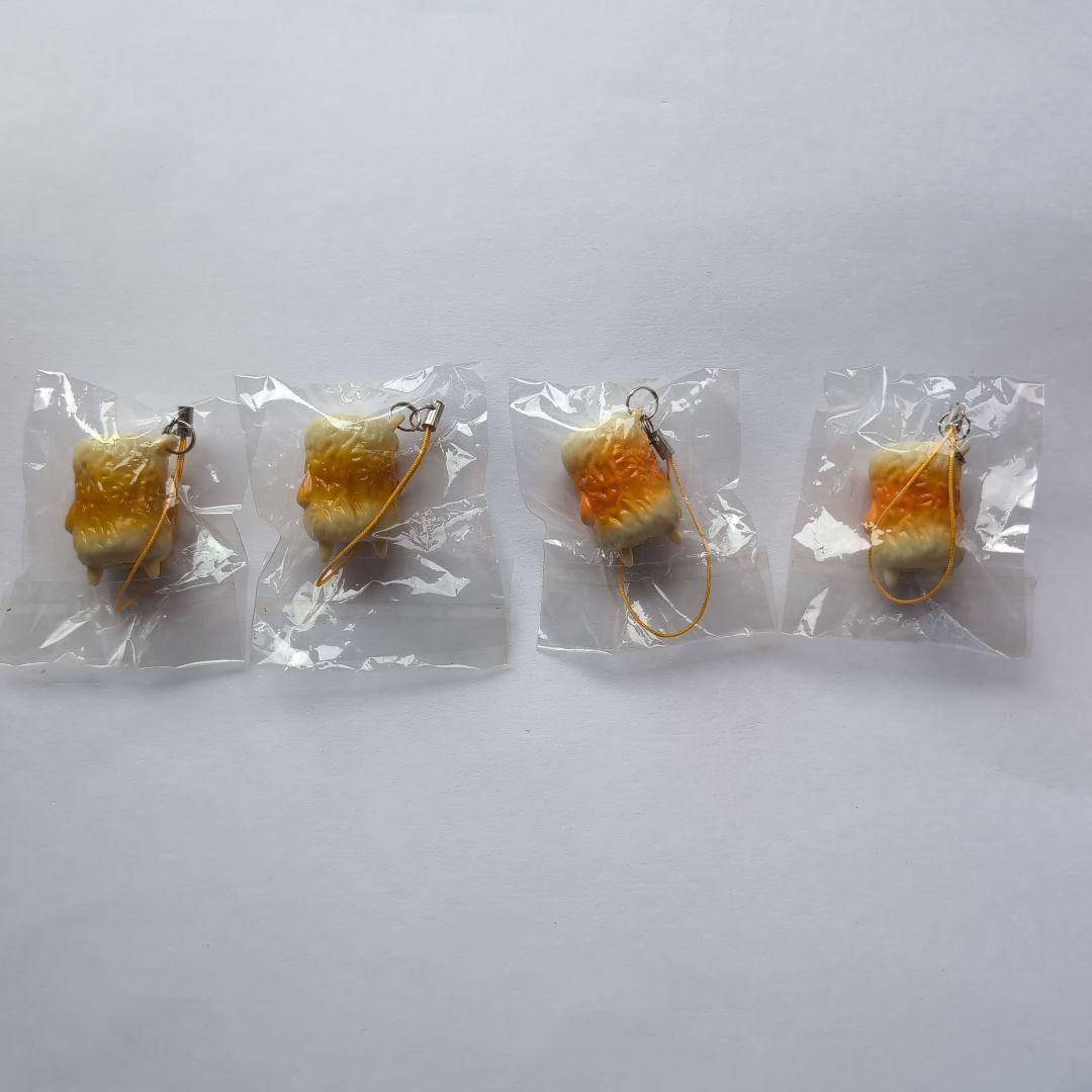 はいりたまえ！ちくわくん!!　ストラップ３種４体