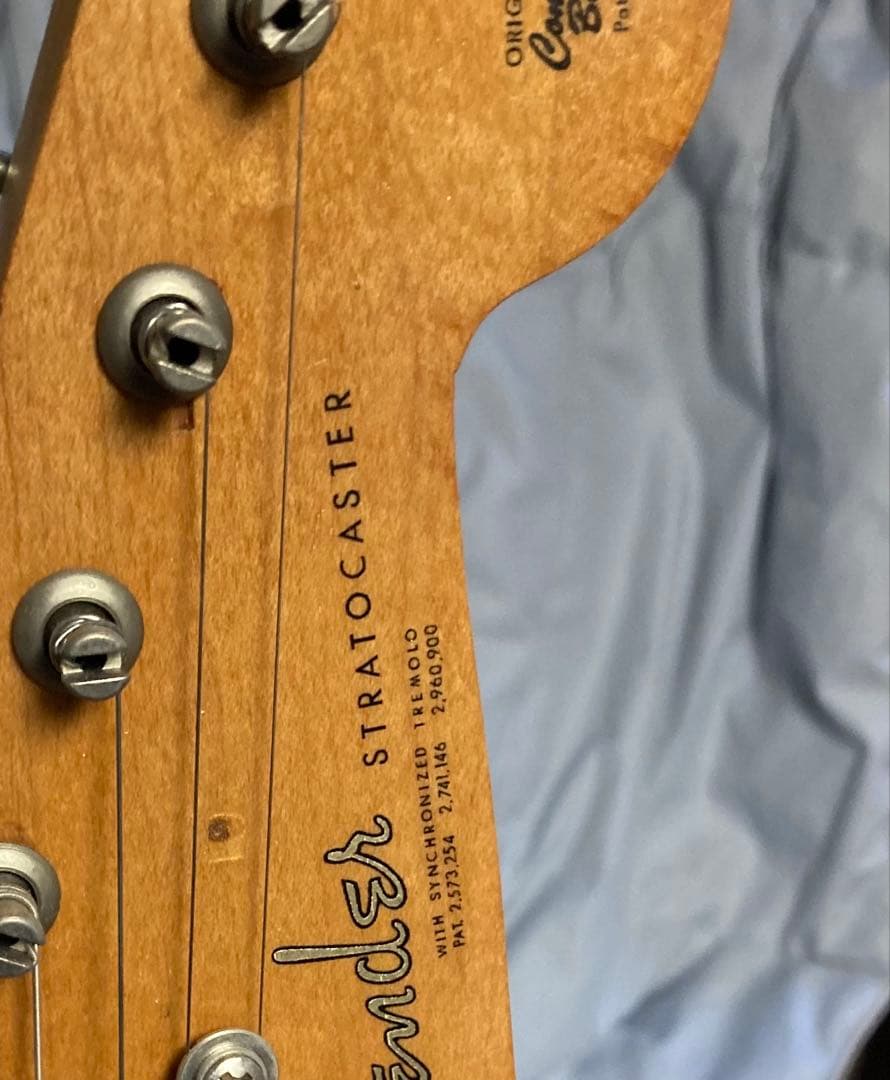 着払いです！ストラトキャスターstratcaster