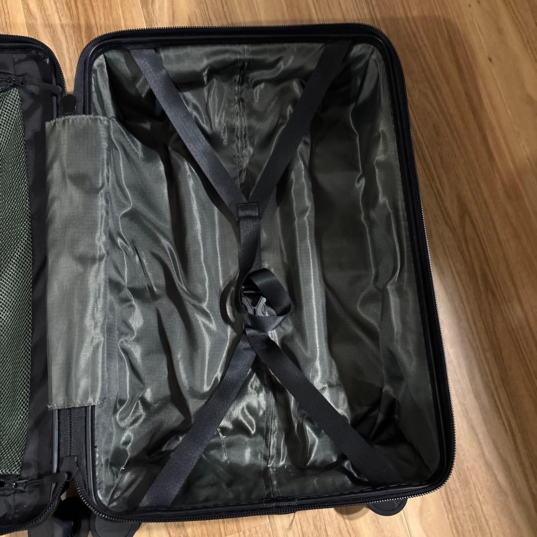 innovator ネイビー キャリーケース