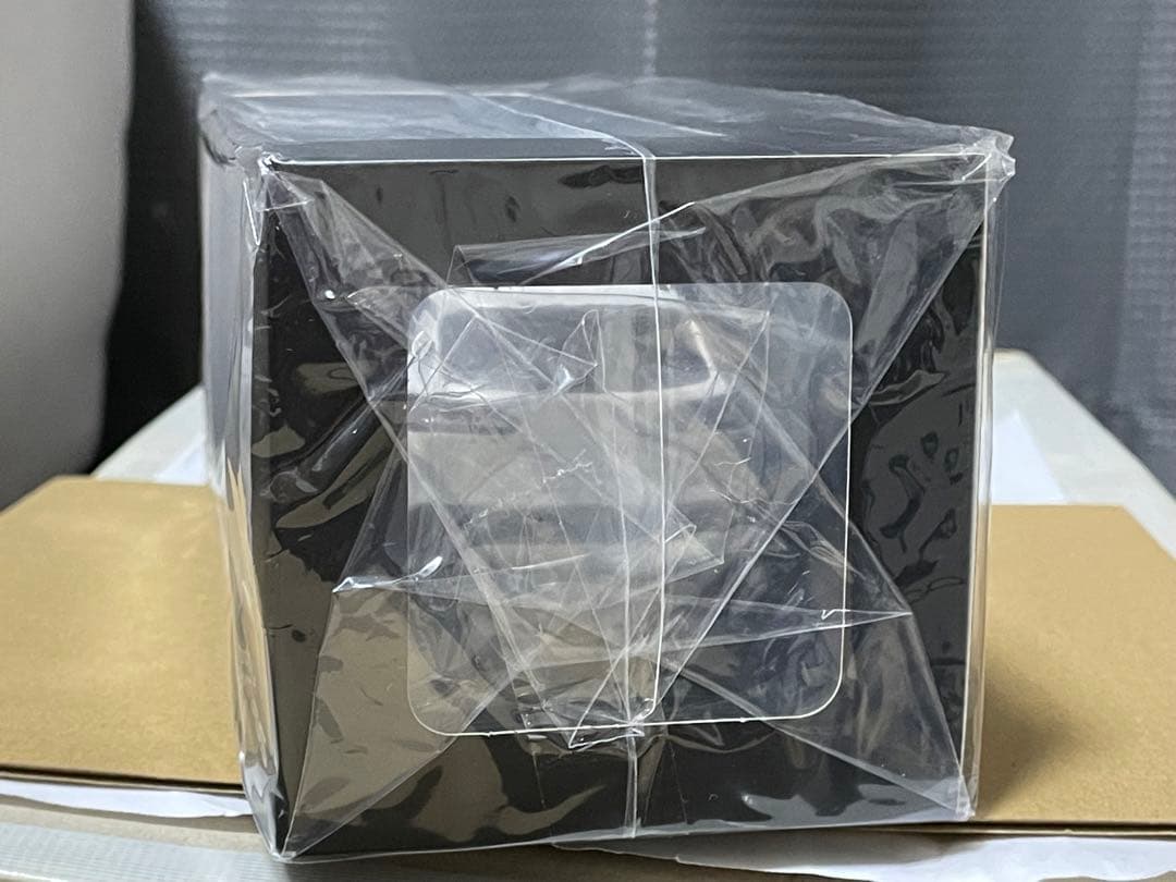 新型カローラクロス ミニカー ホワイトパール