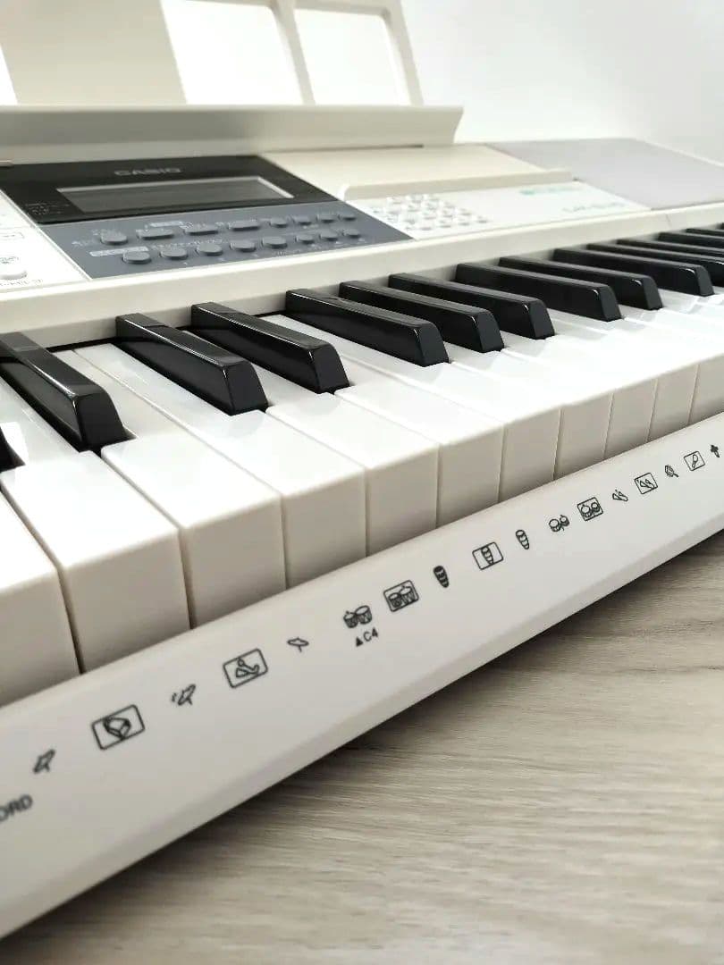 CASIO 光ナビゲーション キーボード LK-516 61鍵盤 230曲