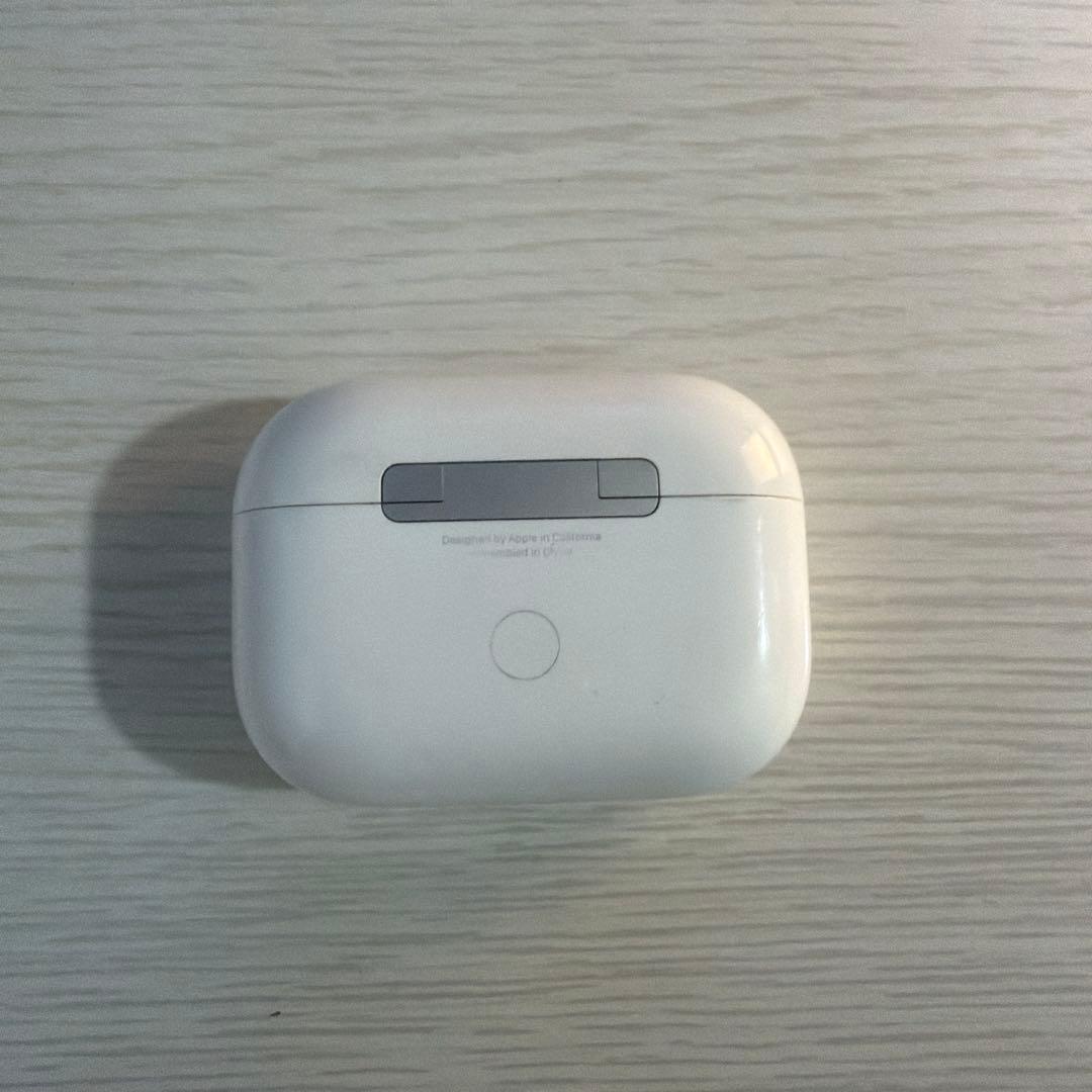 Apple AirPods pro第二世代　Lightning端子