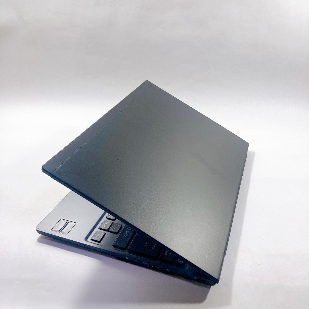 w111✨超軽量 /美品/爆速SSD新品/オフィス付/事務作業に快適✨ノートPC