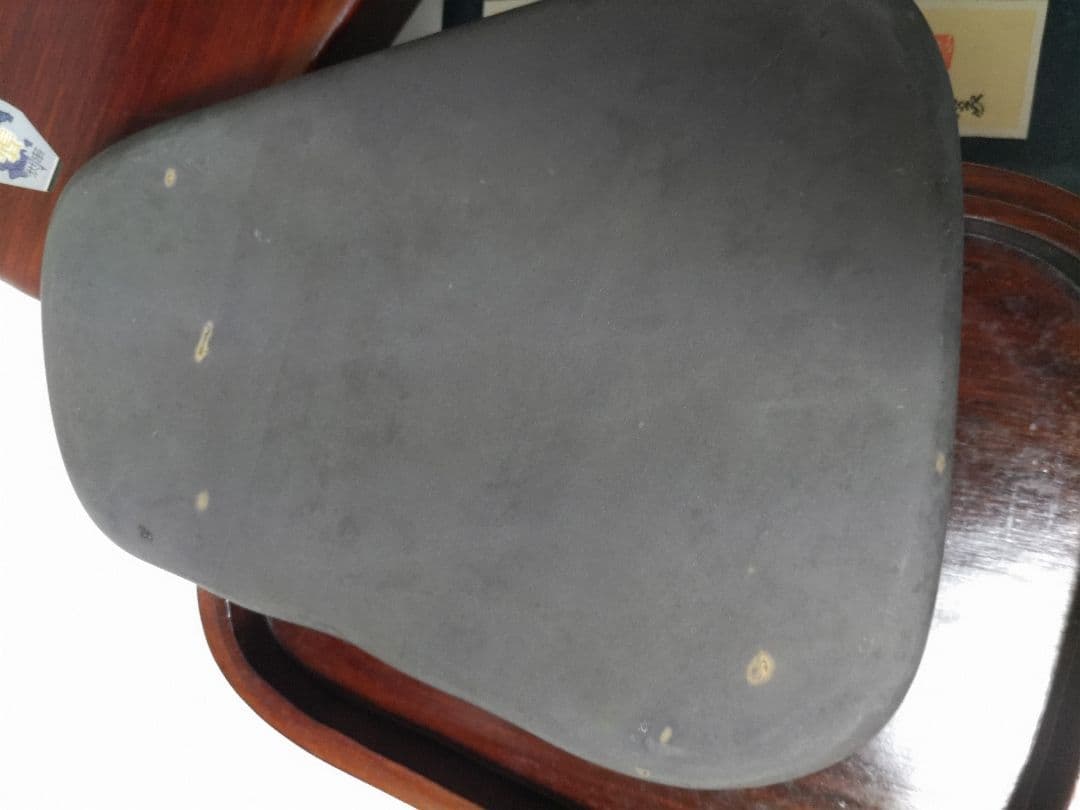 彫刻付き黒色端渓硯箱