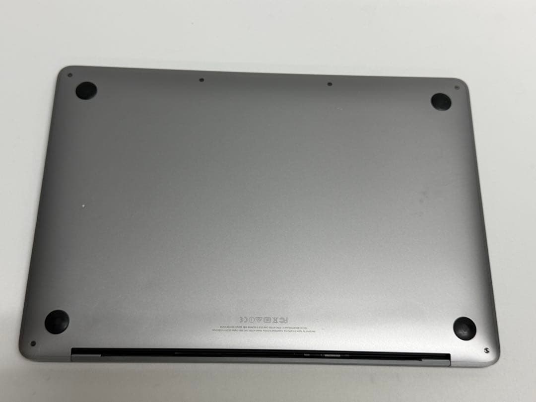 Apple MacBook Pro 13インチ(2017)