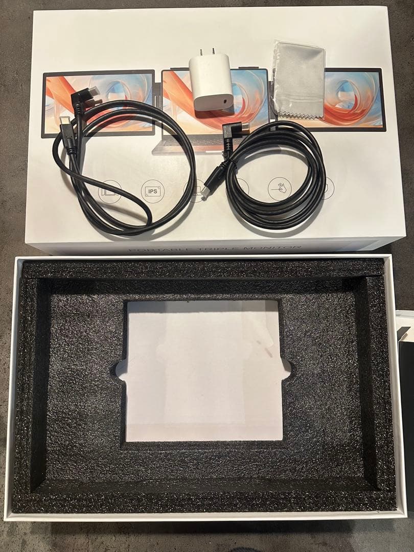 折りたたみ式モバイルモニター　デュアルディスプレイ　14インチ