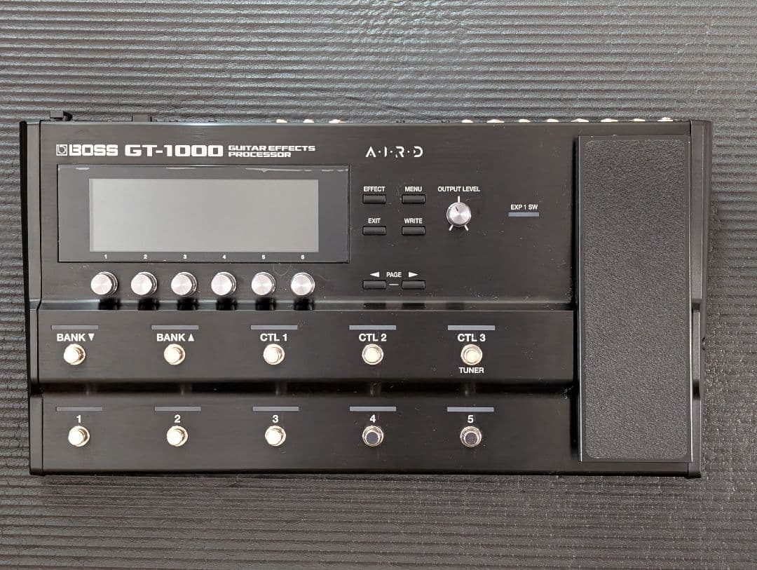 BOSS GT-1000 ギターエフェクター(ACアダプター・ソフトケース付き)