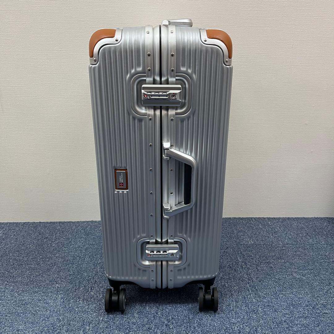 スイスミリタリー プレミアム Cタイプ キャリーケース 64L シルバー