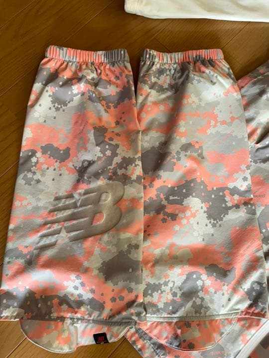 ニューバランス　レインウェアセット　レディース