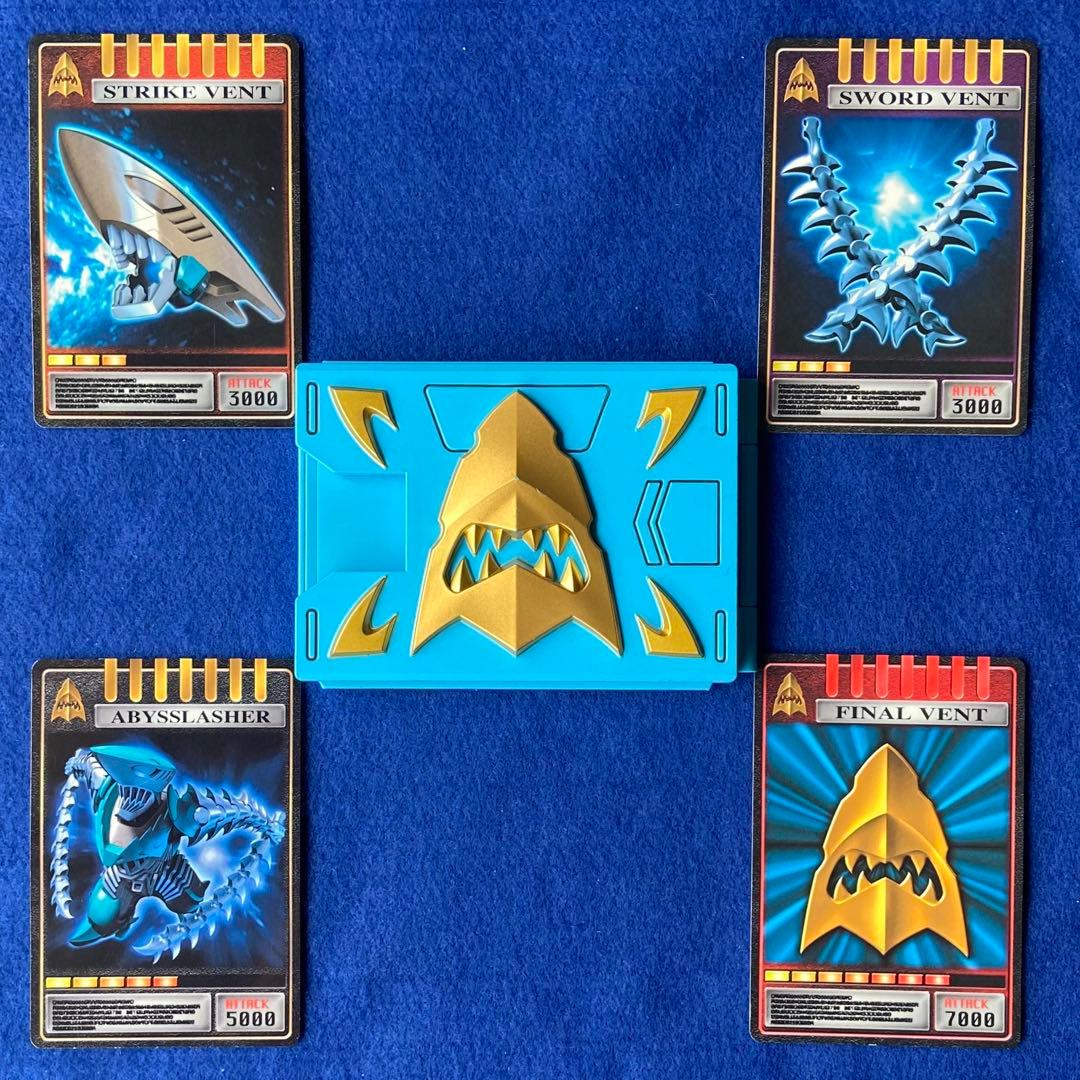 仮面ライダー龍騎　CSM Vバックル ベルト デッキ カード セット 81枚