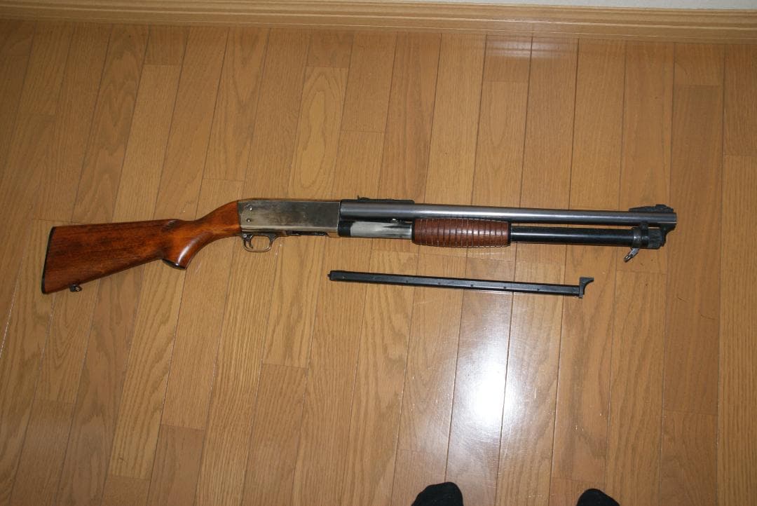 KTW イサカ　M37ショットガン 木製ストック