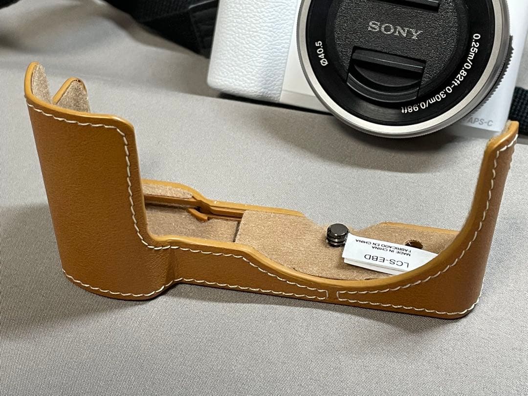 ☆極美品☆SONY α5100ボディ+標準ズームE PZ 16-50mm