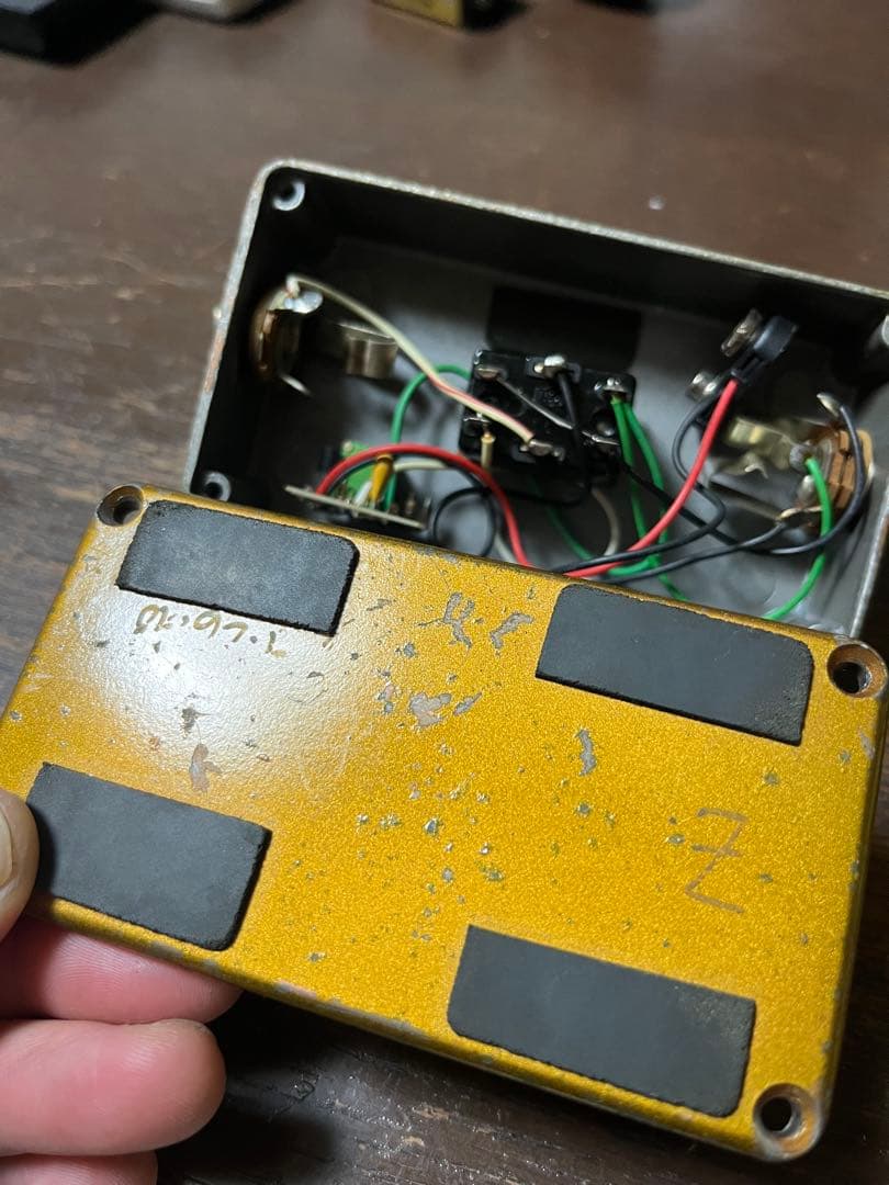 ZVEX Super Hard On 最初期モデル