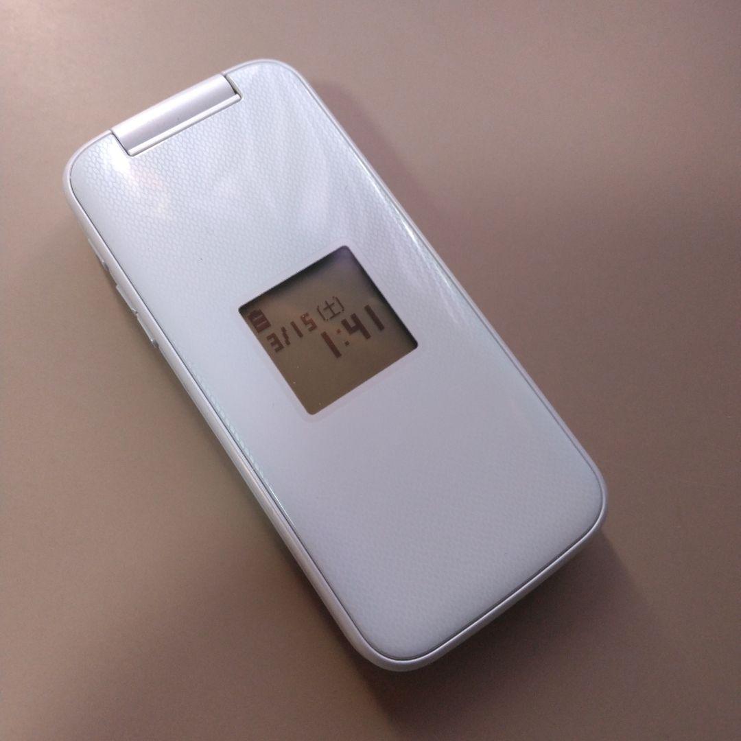 docomo F-01M らくらくホン ホワイト 本体　訳あり→汚れあり