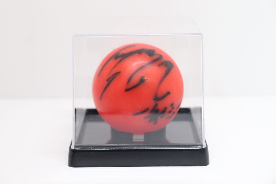 東方神起 チャンミン直筆サインボール