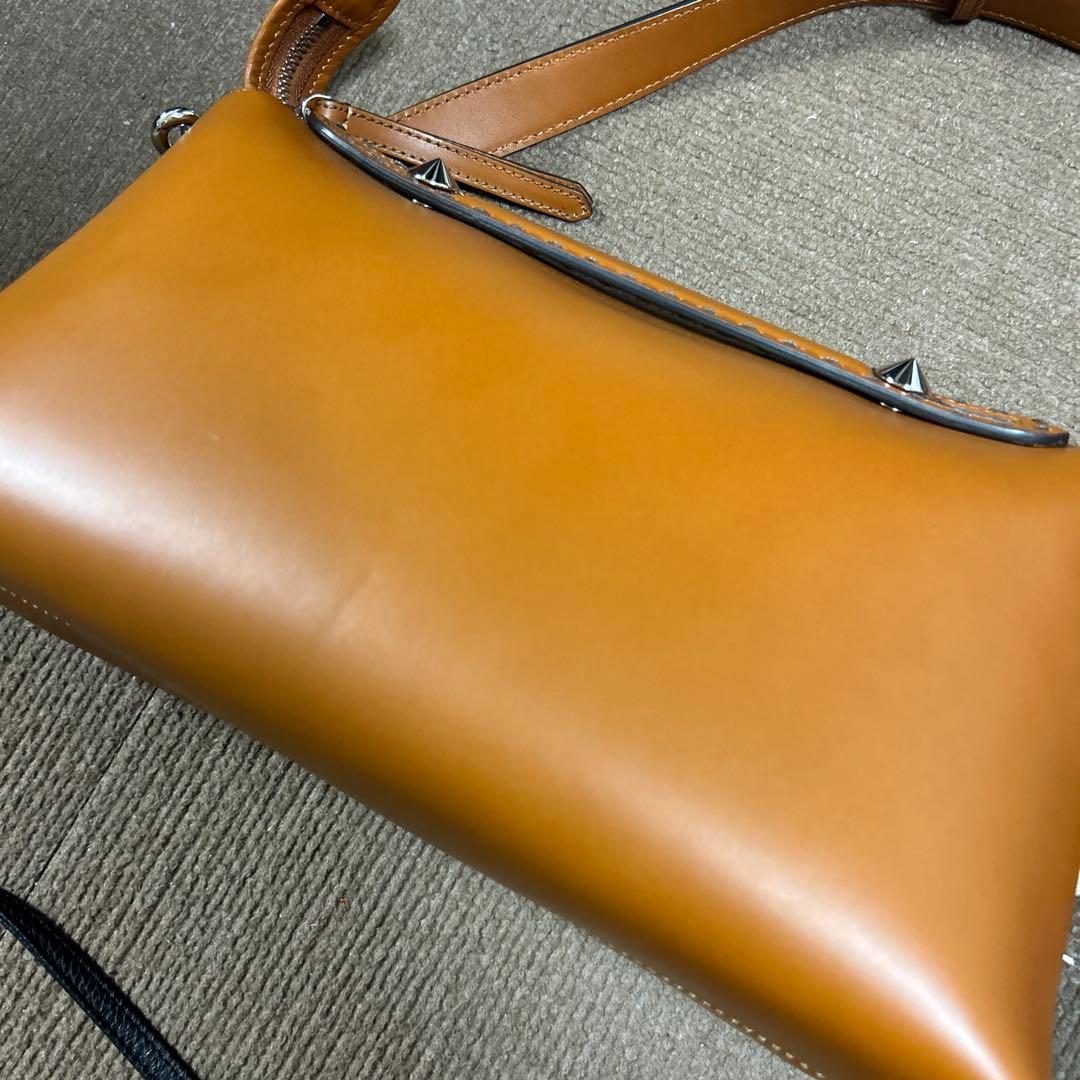 FENDI ROMA ブラウンレザーショルダーバッグ