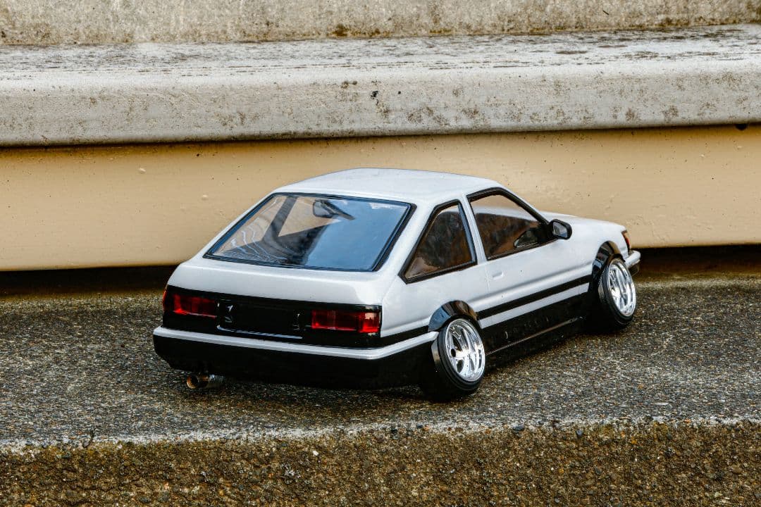 パンドラRC AE86 カローラレビン 3Dr 塗装済