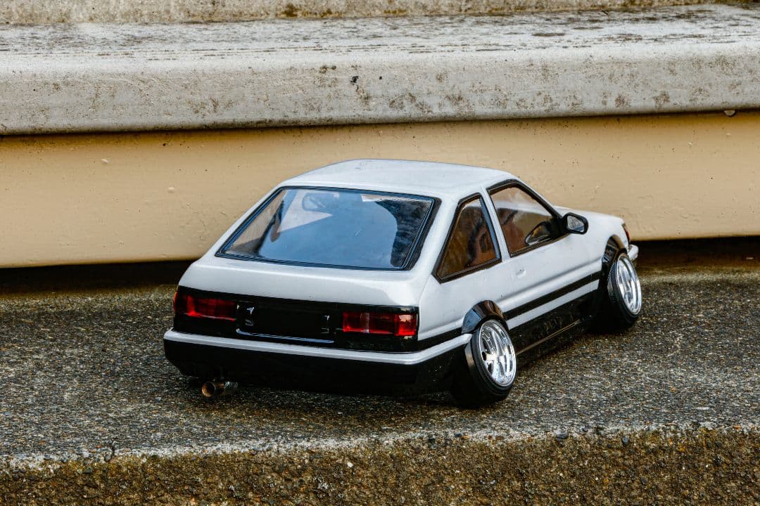 パンドラRC AE86 カローラレビン 3Dr 塗装済