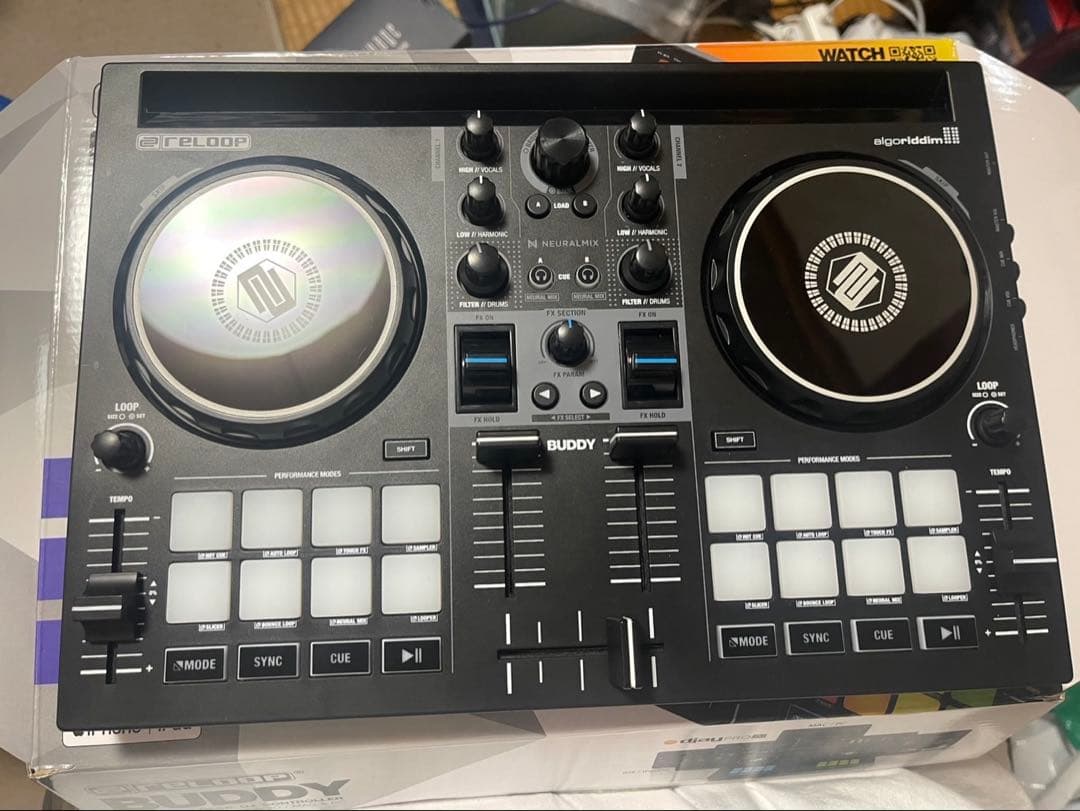 Reloop Buddy 2デッキDJコントローラー