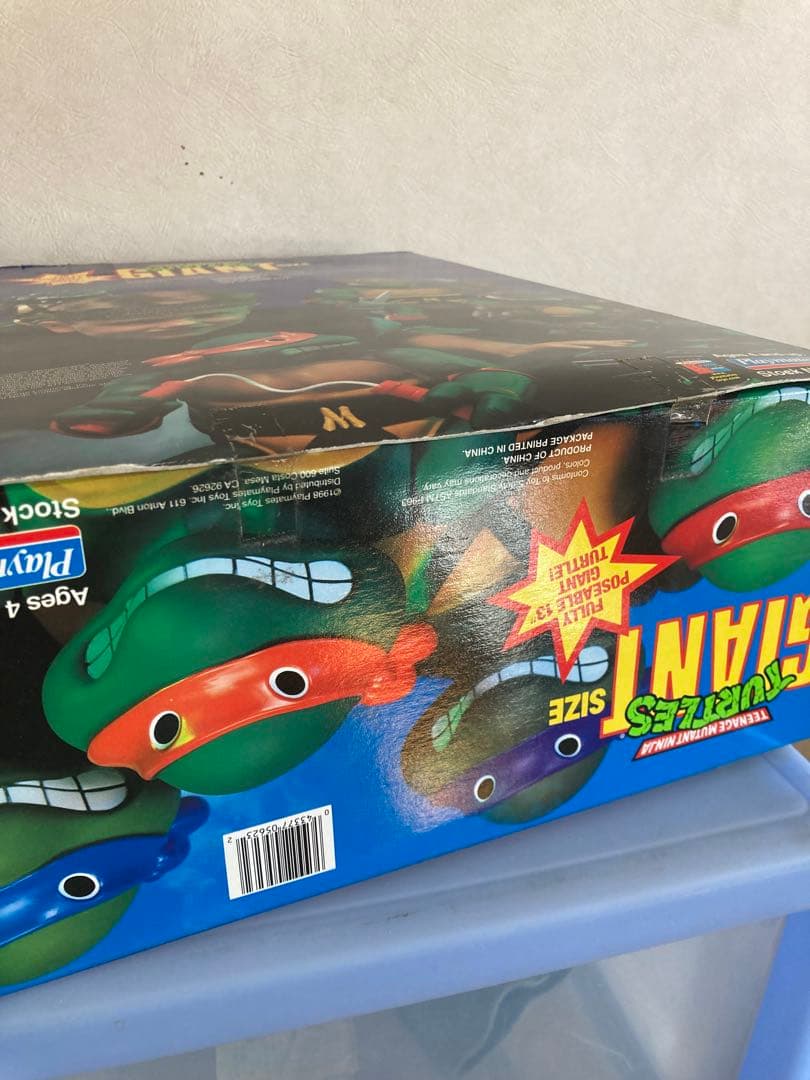 ミュータントタートルズ ジャイアントフィギュア ３体セット。