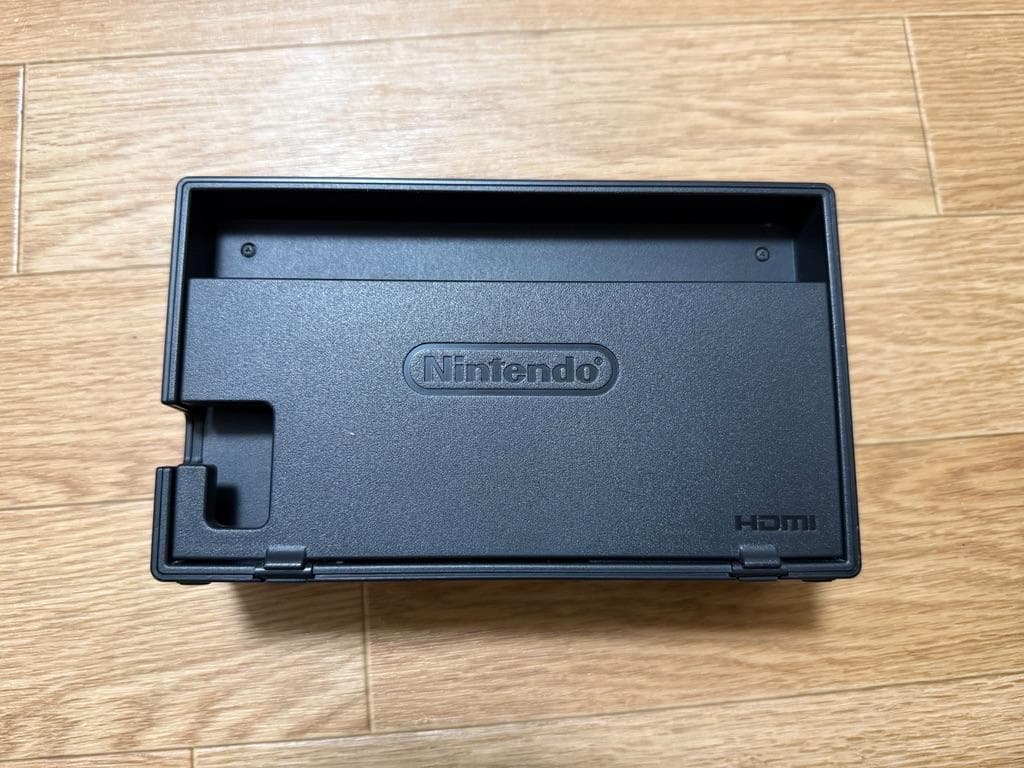 Nintendo Switch（グレー）