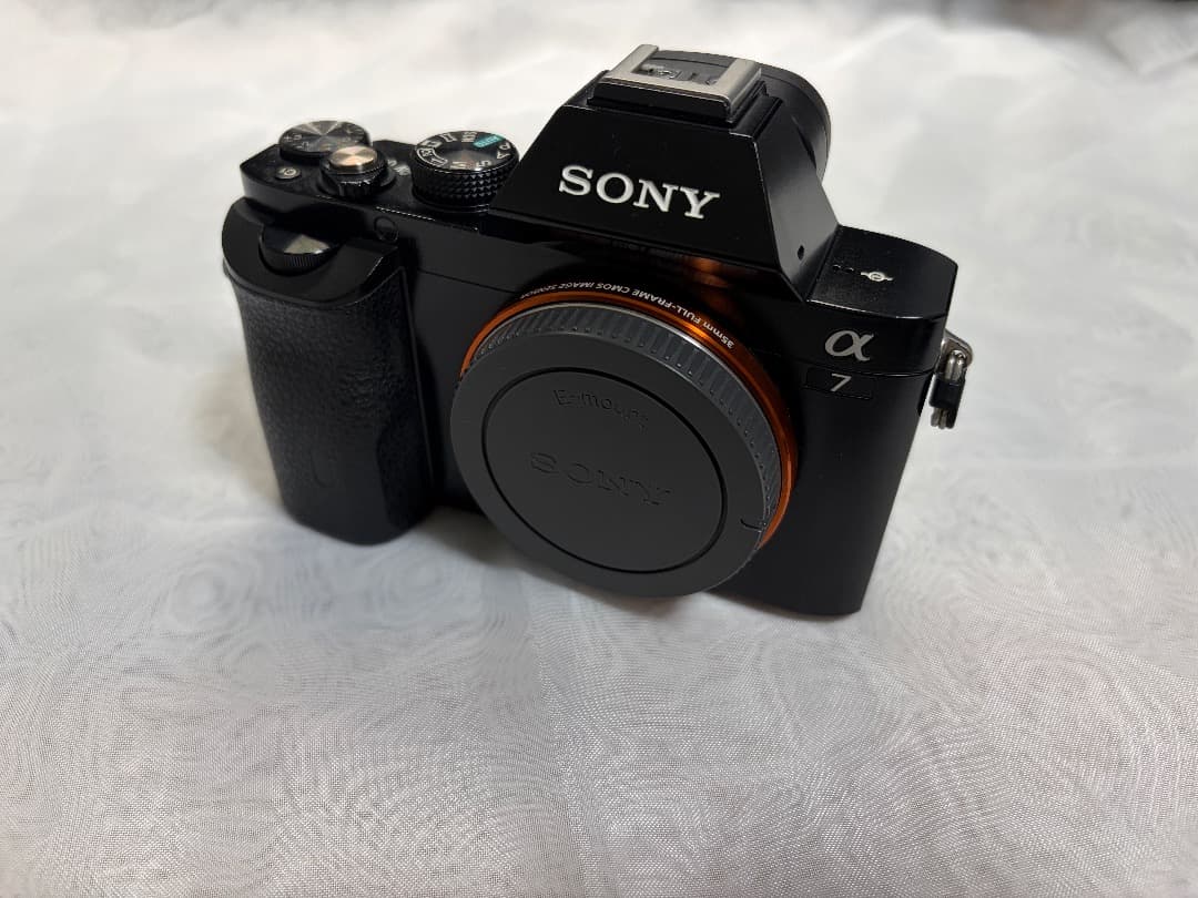 【箱付き】SONY α7 ILCE-7 初代 ミラーレスカメラ 一眼 フルサイズ