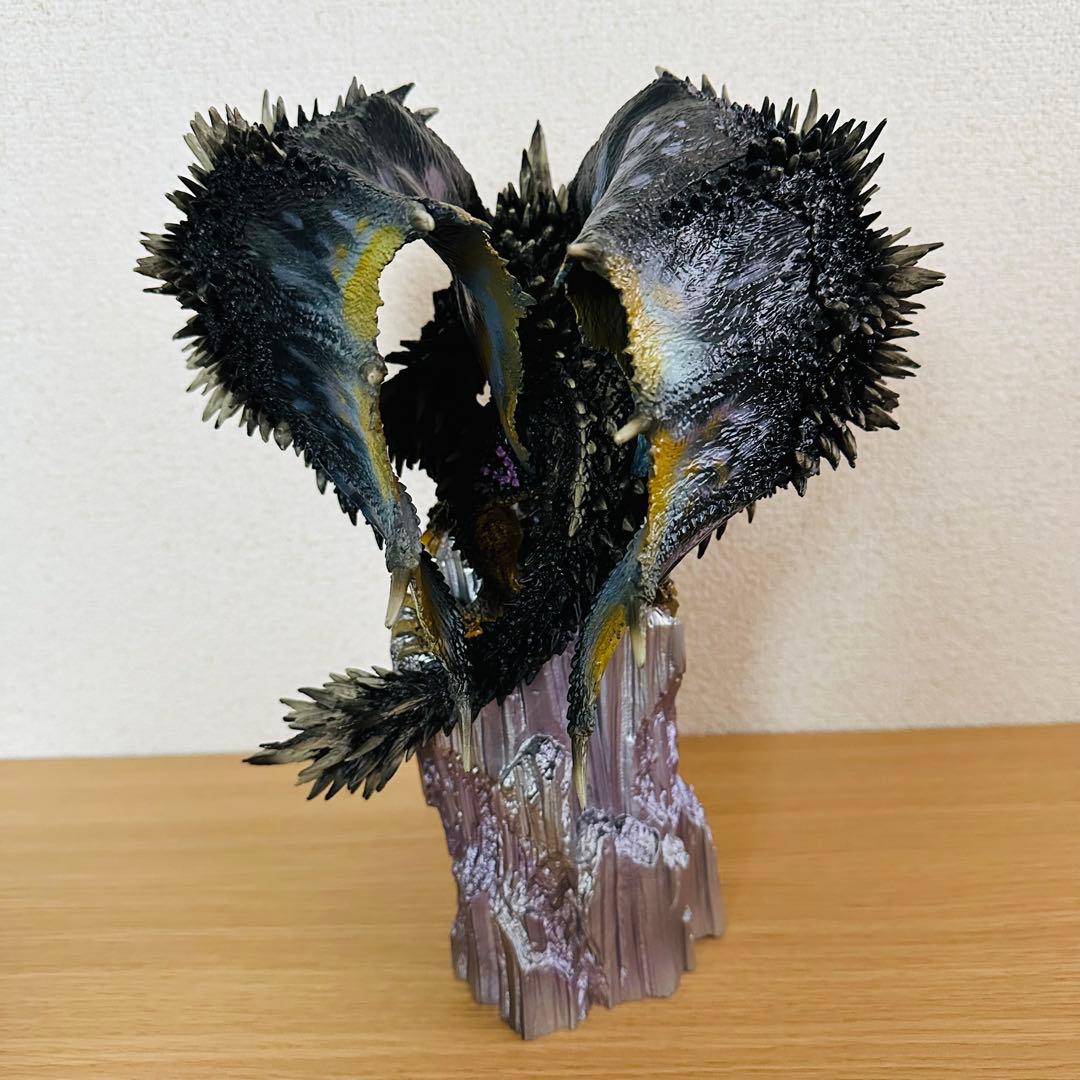 最安値　カプコンフィギュアビルダー クリエイターズモデル　滅尽竜ネルギガンテ