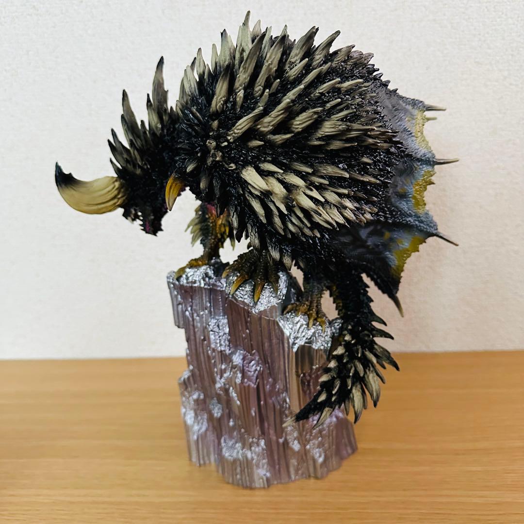 最安値　カプコンフィギュアビルダー クリエイターズモデル　滅尽竜ネルギガンテ