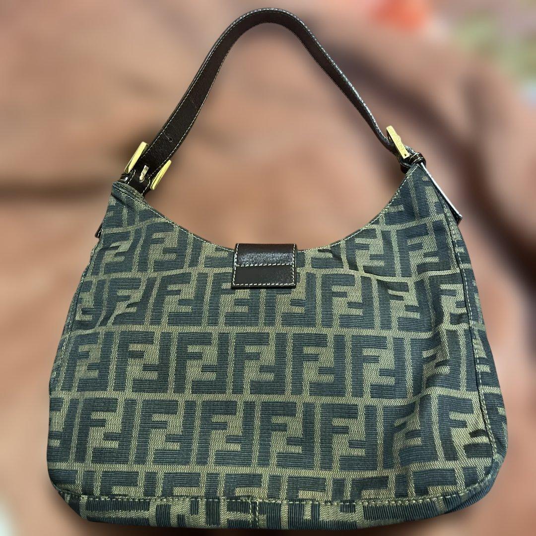 Fendi FFロゴプリント ショルダーバッグ